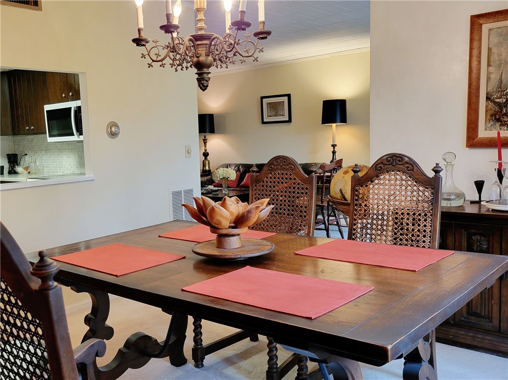 201 Grant St 607