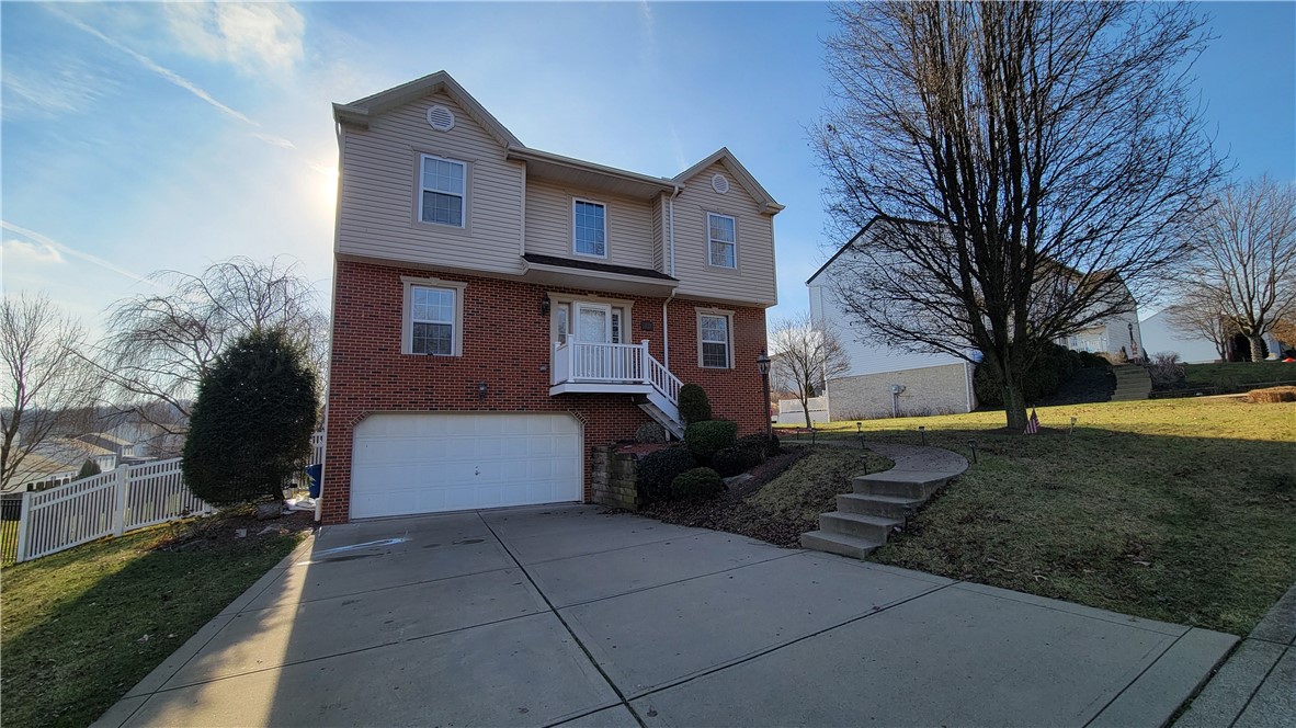 1421 Sandstone Dr