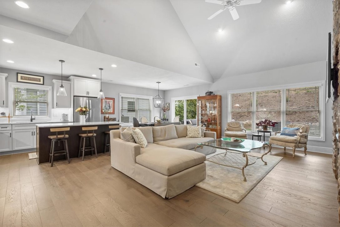 128 Brookfield Estates Dr