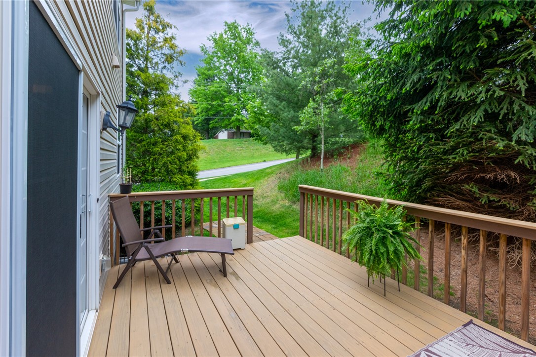 10572 Cherry Grove Ct
