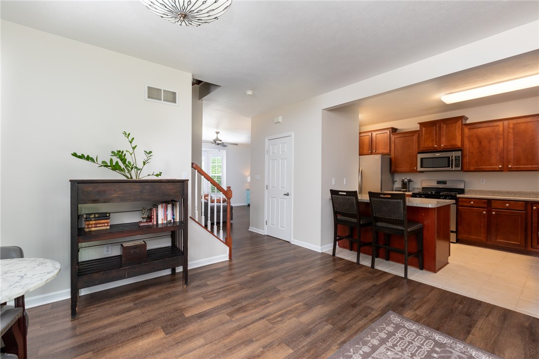 10572 Cherry Grove Ct