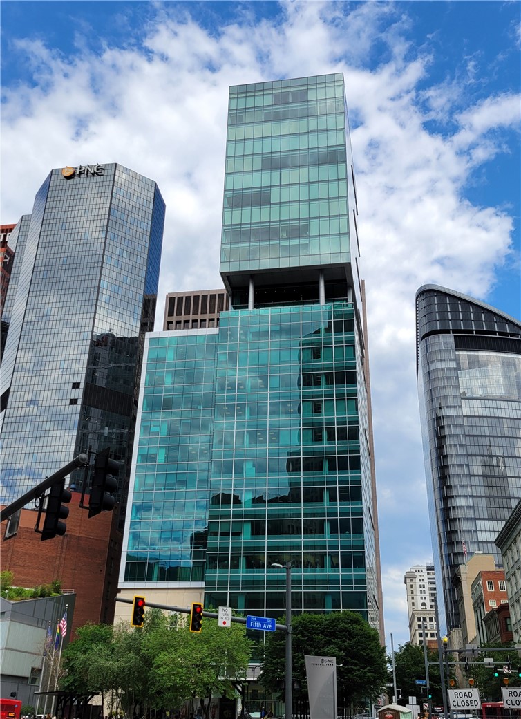 550 Market St 18B