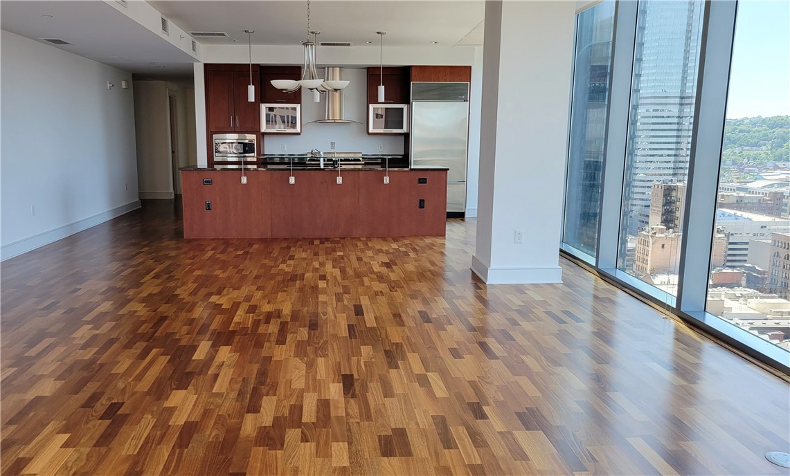 550 Market St 18B
