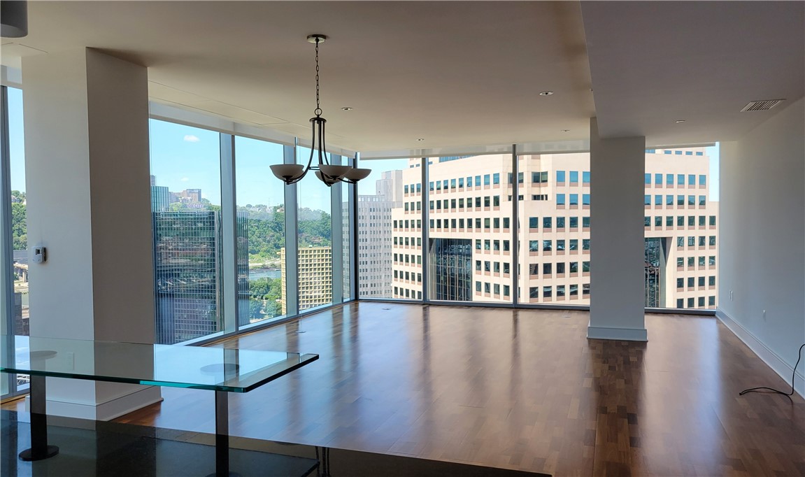 550 Market St 18B