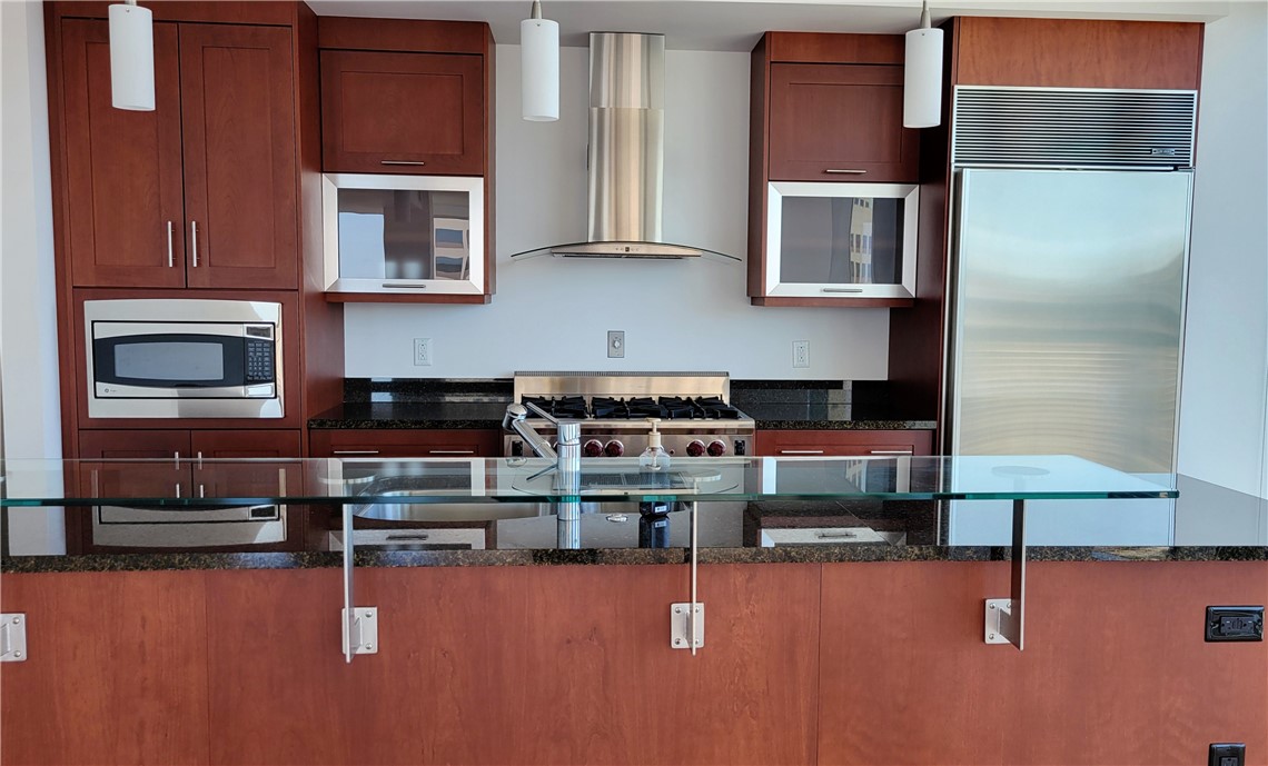550 Market St 18B