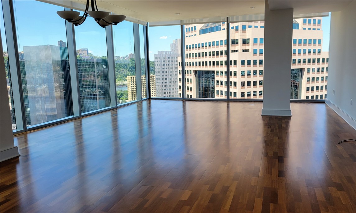 550 Market St 18B