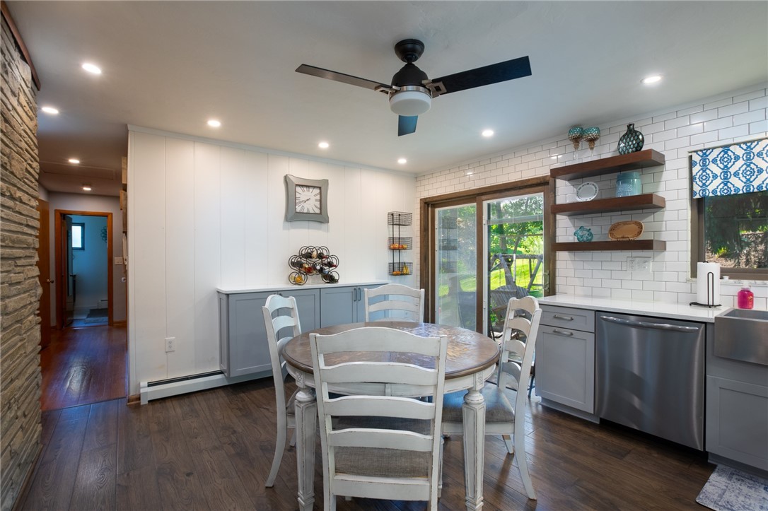 215 Wheatland Rd