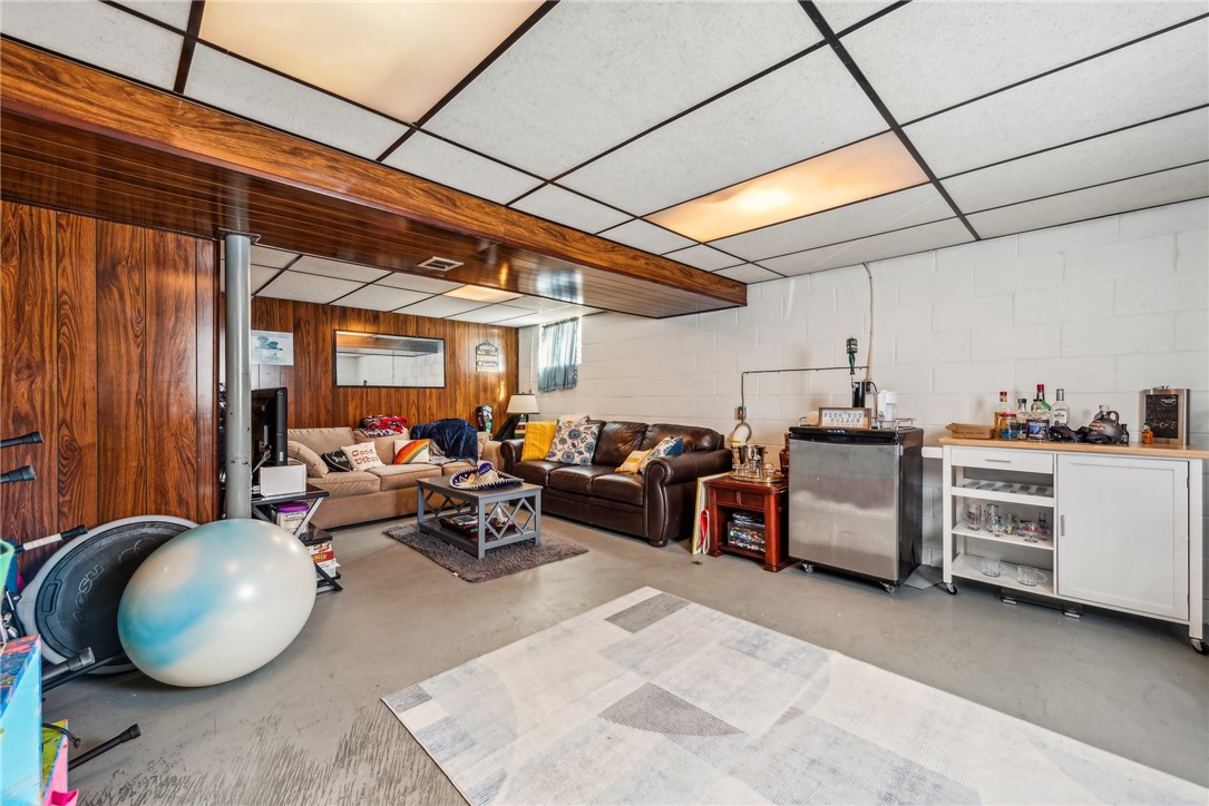 186 Courtney Drive