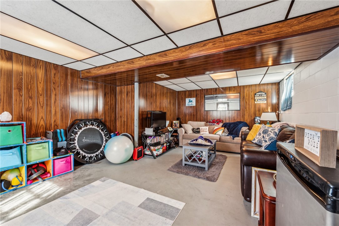 186 Courtney Drive