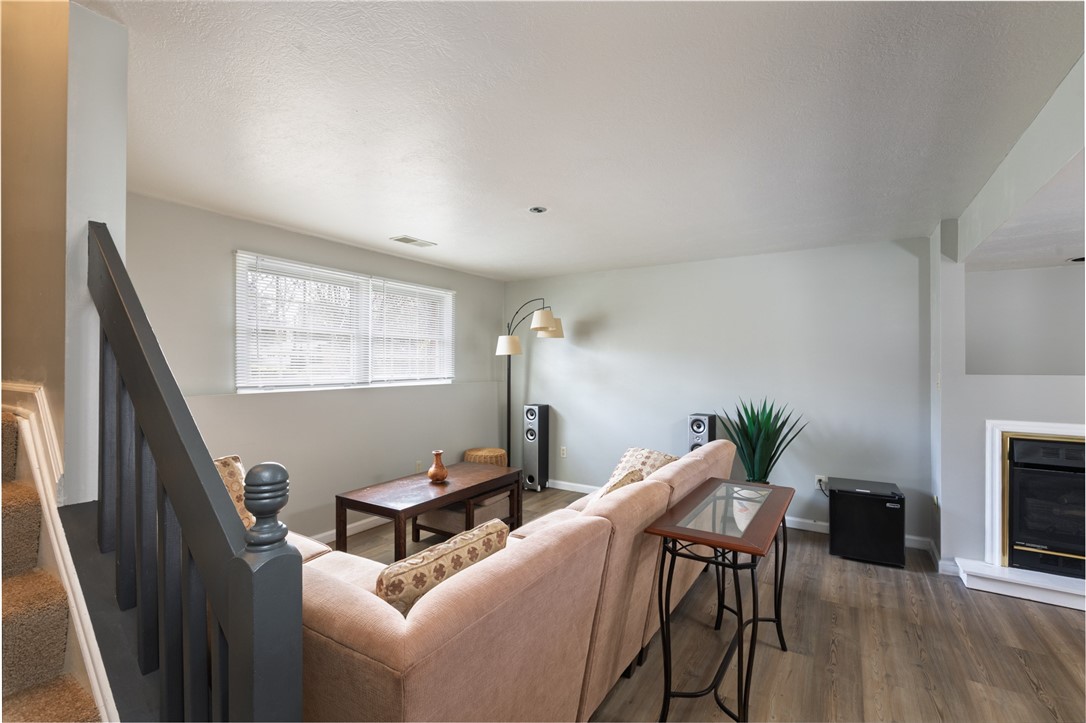 100 Loire Valley Dr