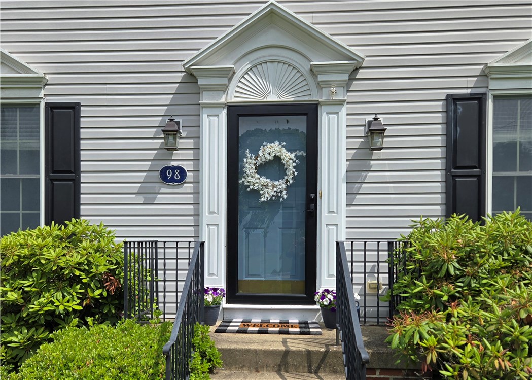 98 Loire Valley Dr