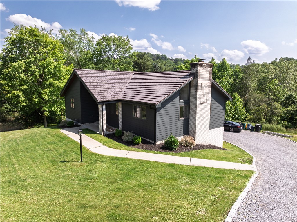 2420 Thomas Dr