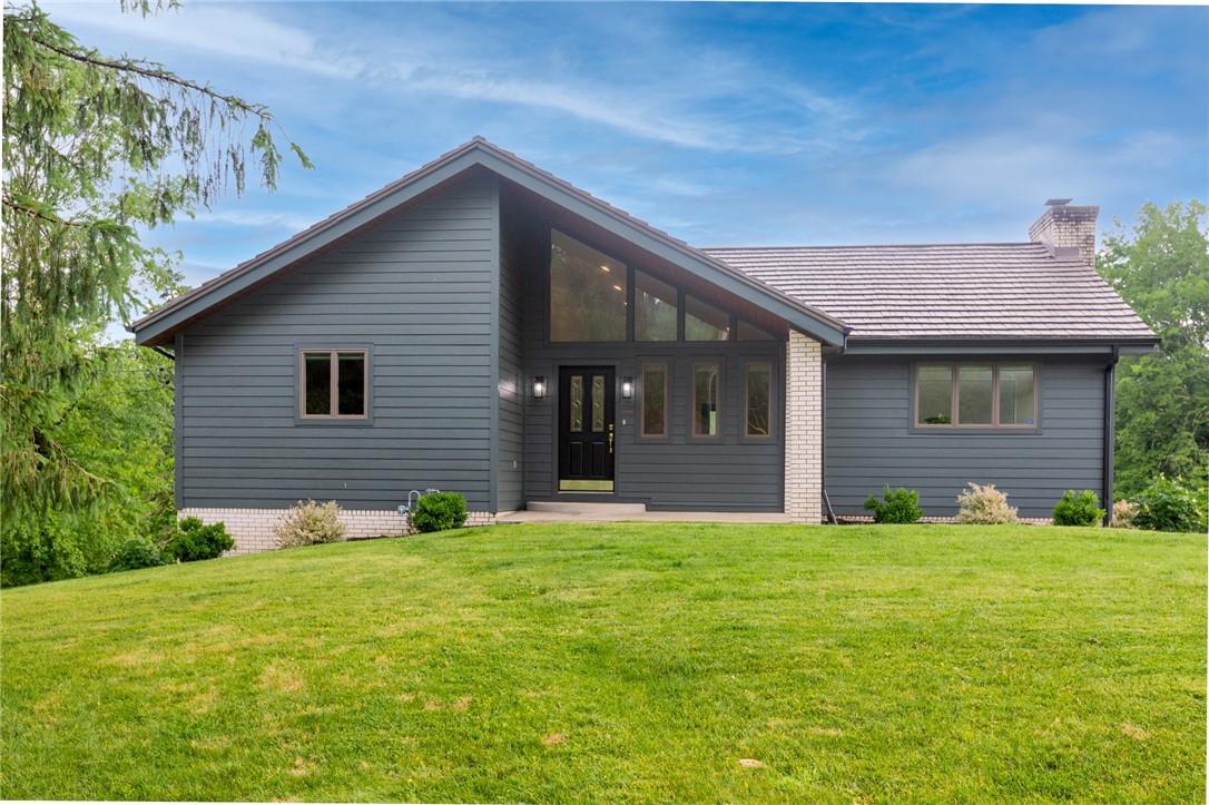 2420 Thomas Dr