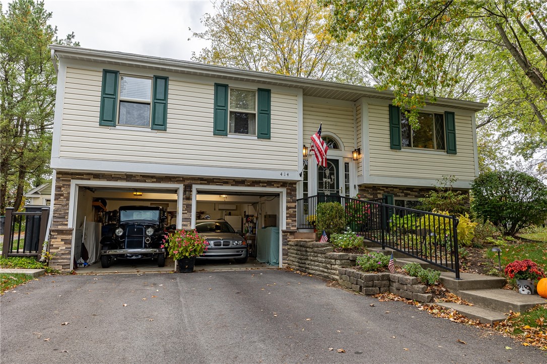 414 Anna Marie Dr