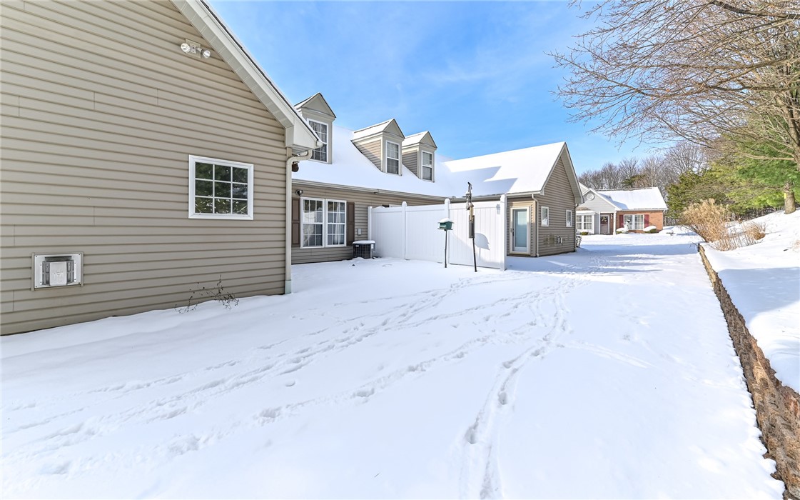 710 Spencer Woods Dr