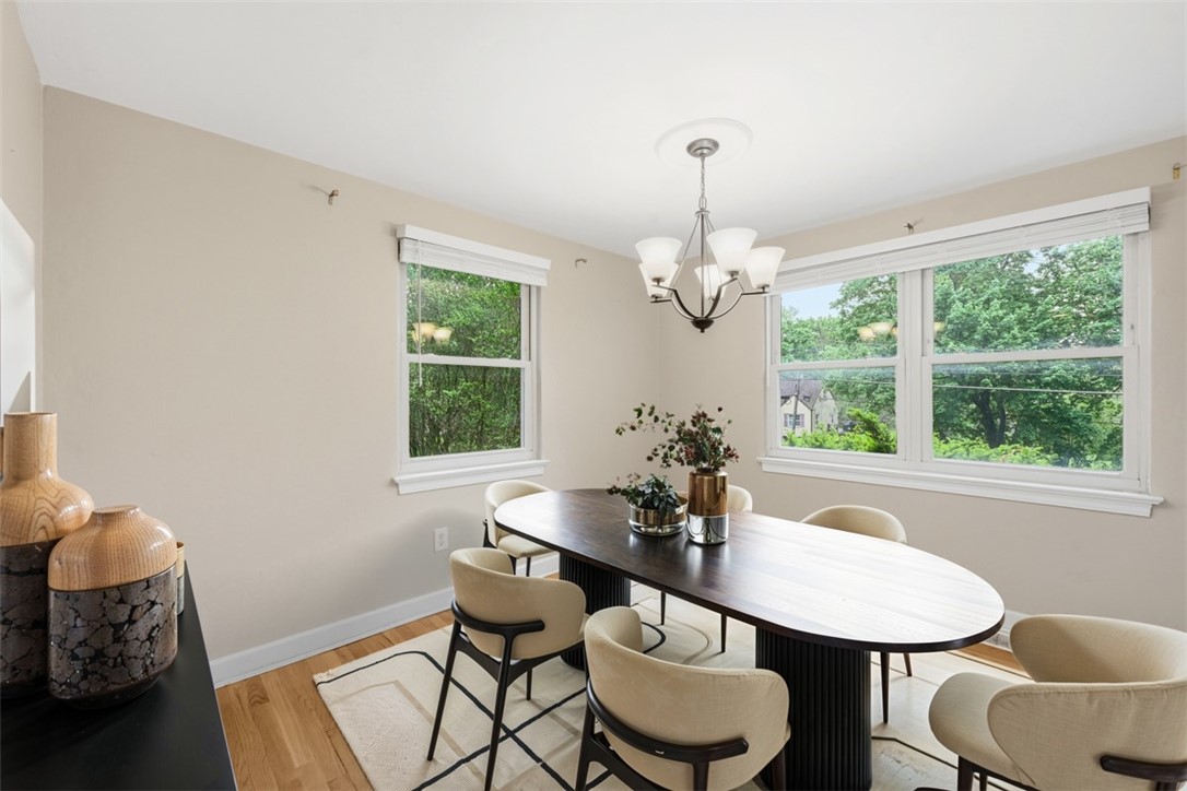 131 Manor Rd