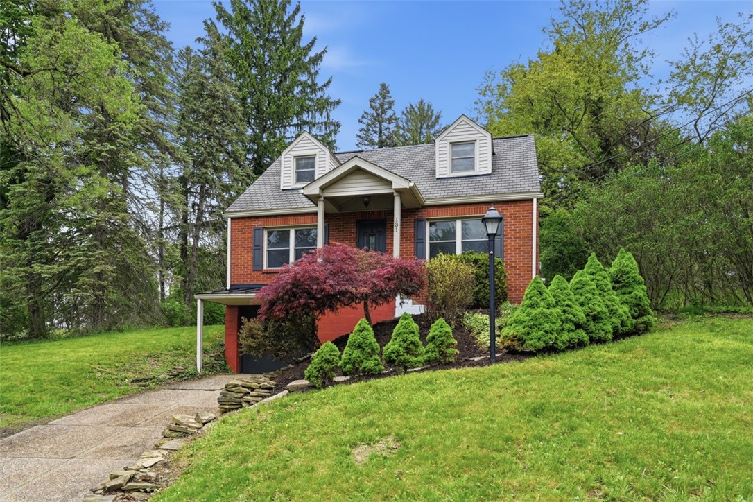 131 Manor Rd