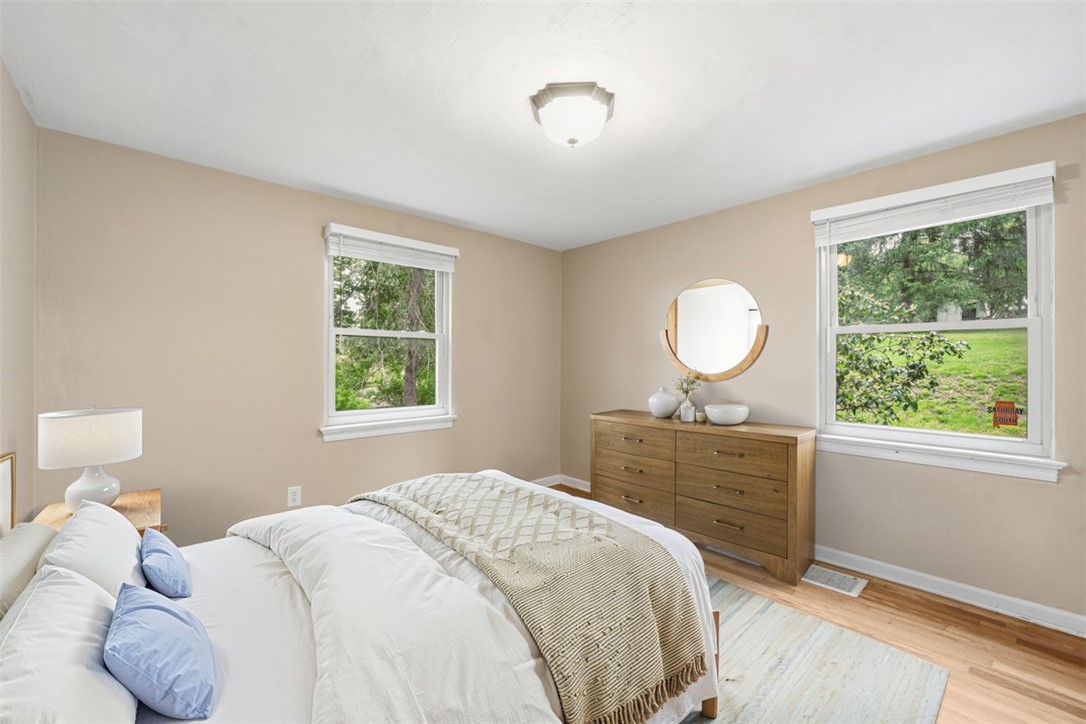 131 Manor Rd