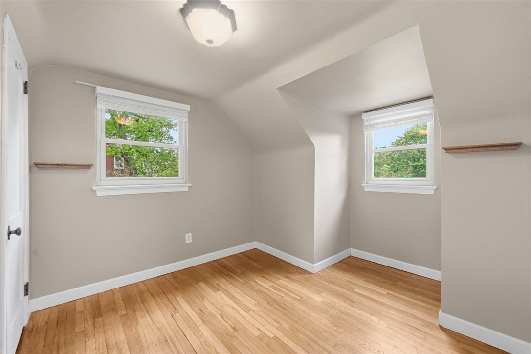 131 Manor Rd