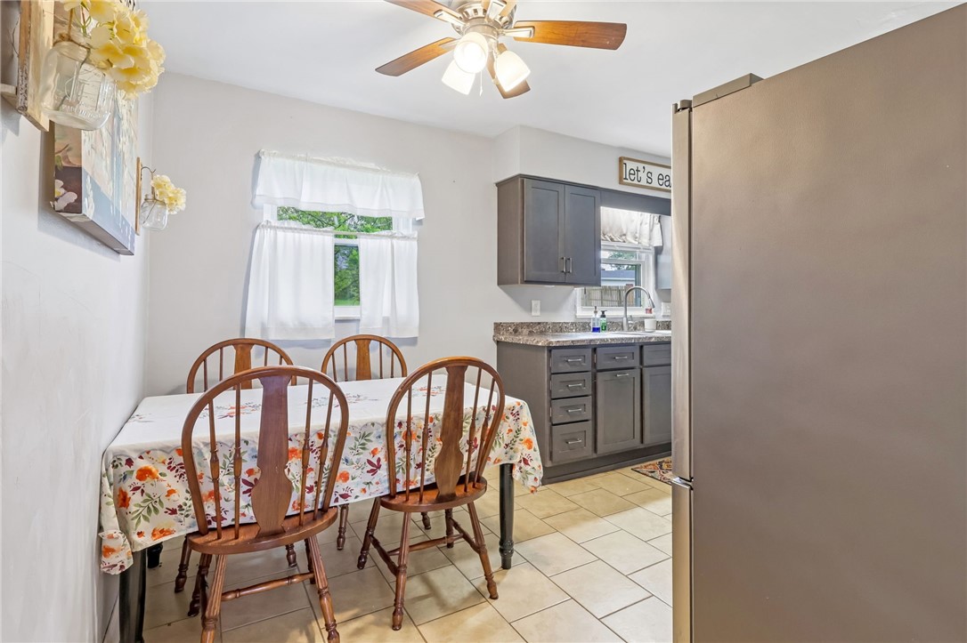 122 Hillcrest Dr