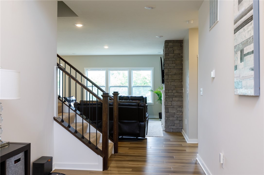 109 Mesa Dr