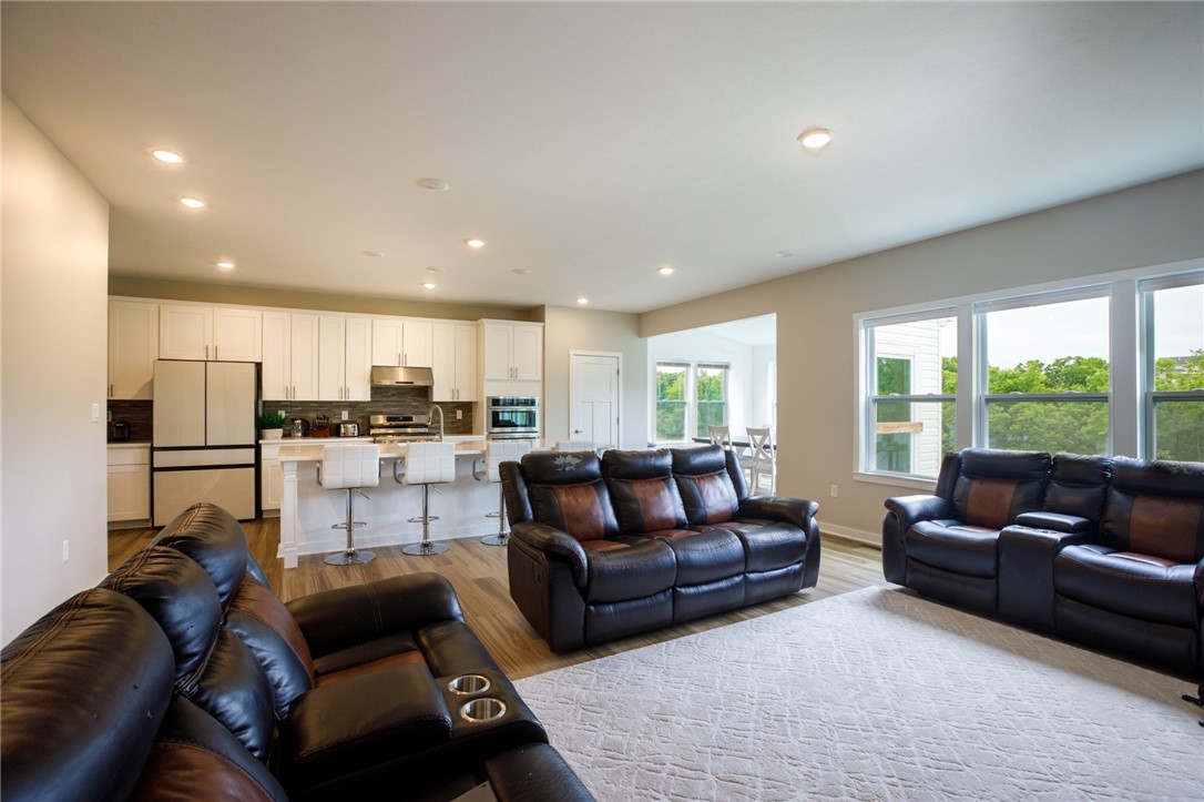 109 Mesa Dr