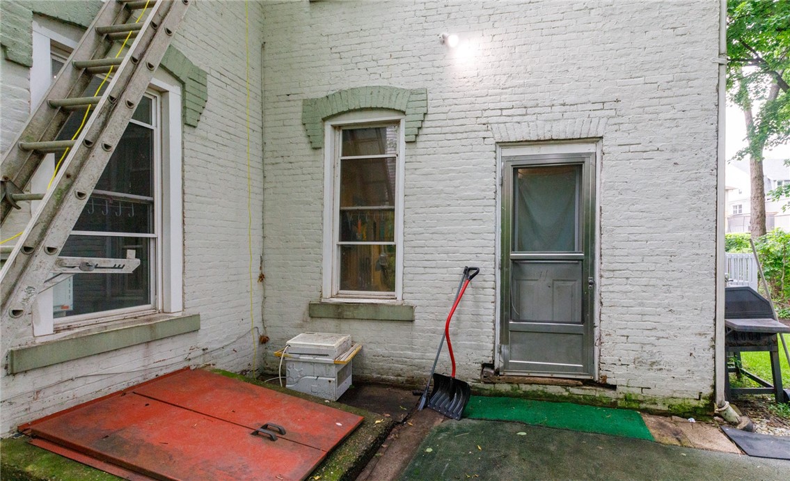 36-38 S Starr Ave