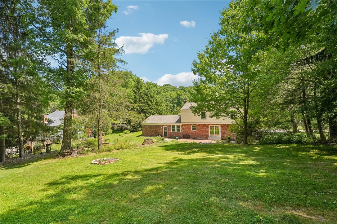 889 Camp Meeting Rd