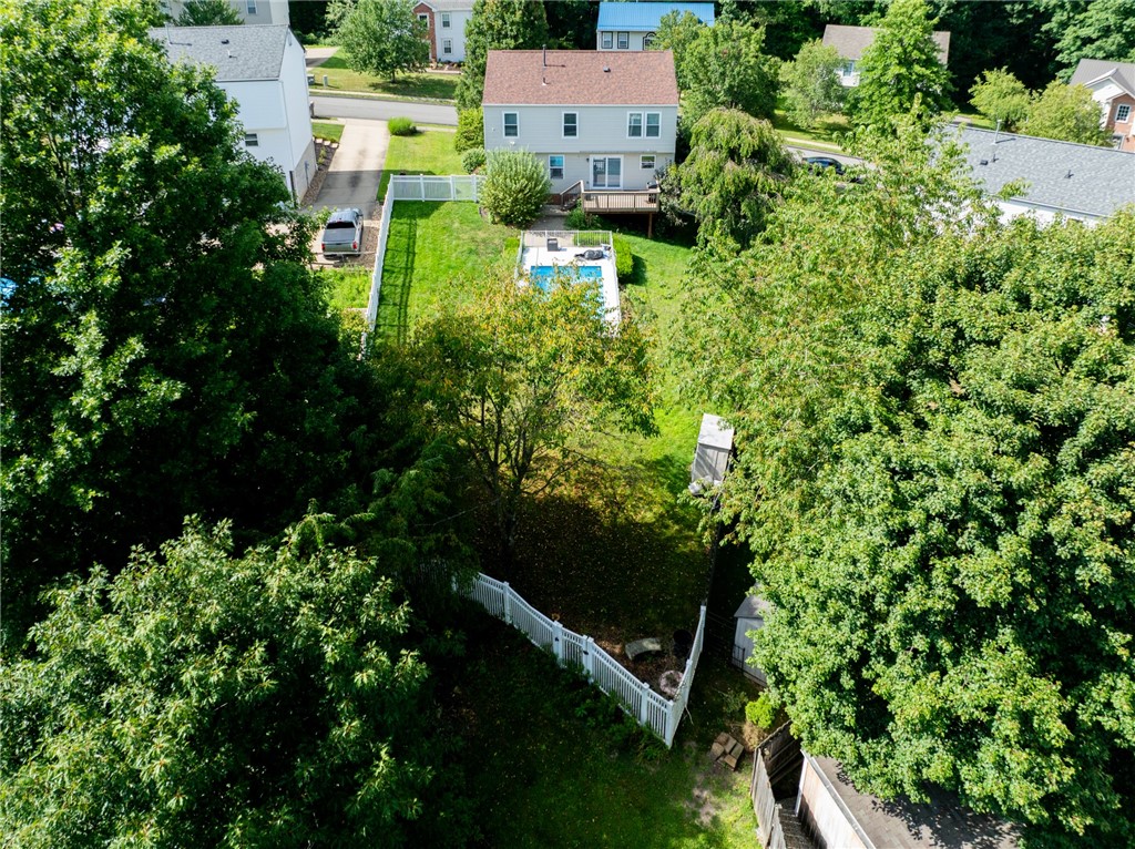 1421 Sandstone Dr