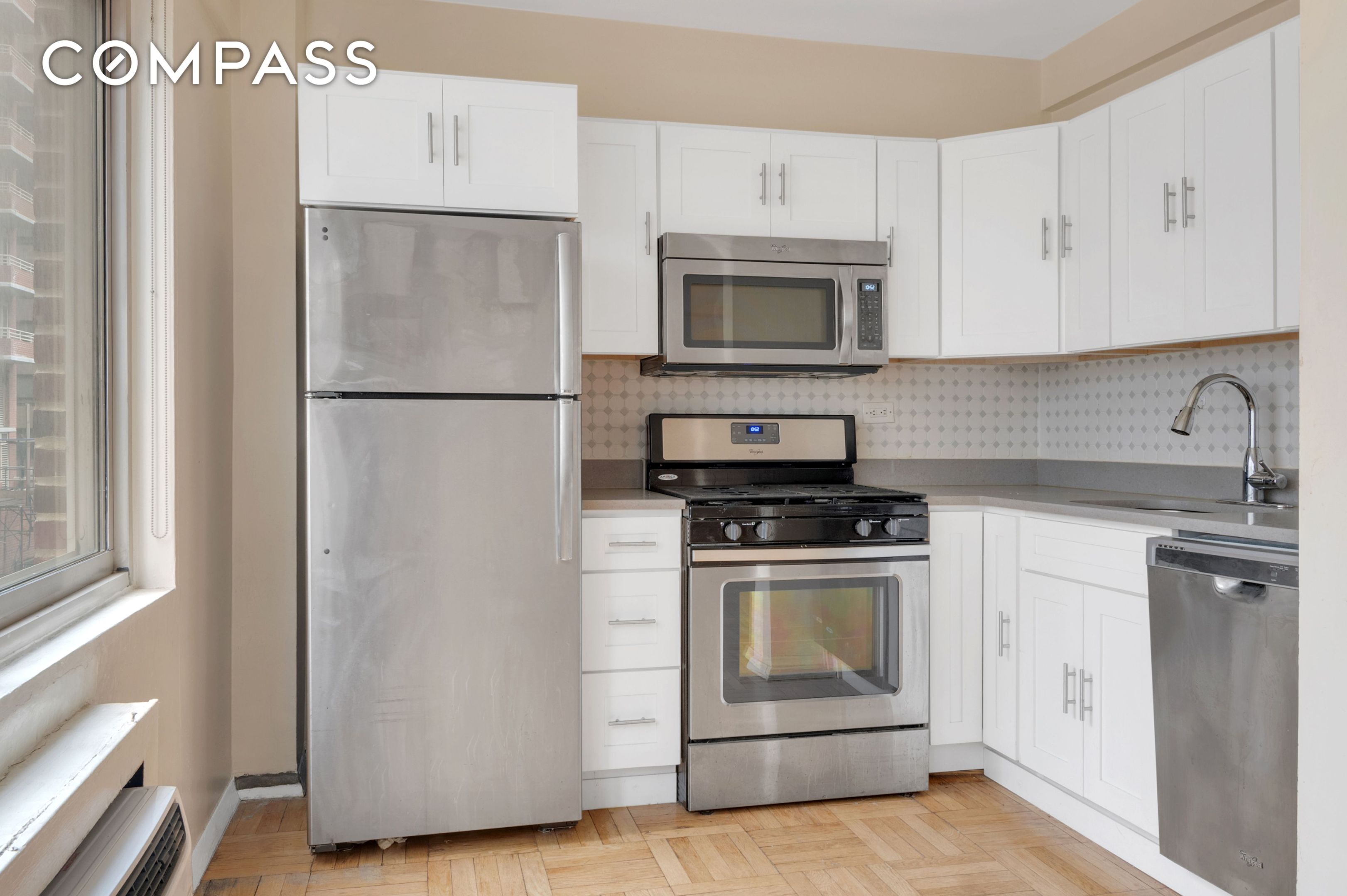 225 E 46th Street 7L