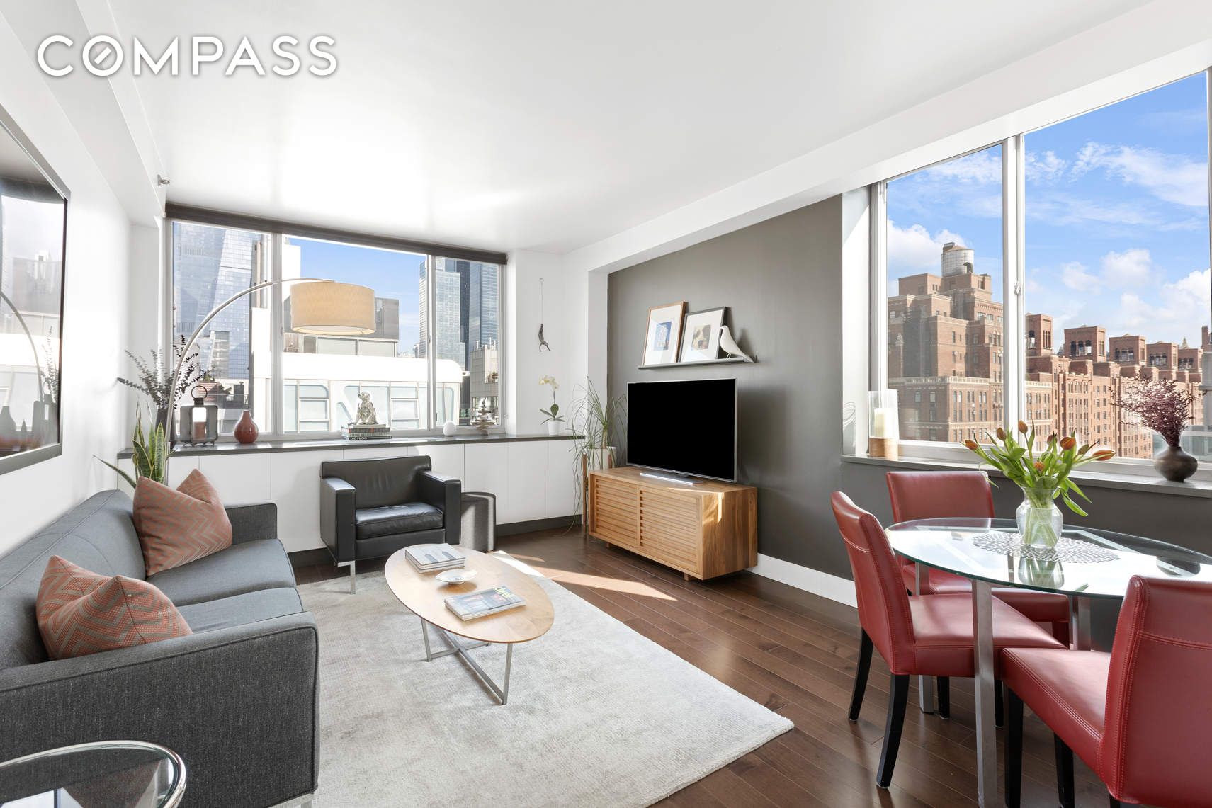 520 W 23rd Street PH16F