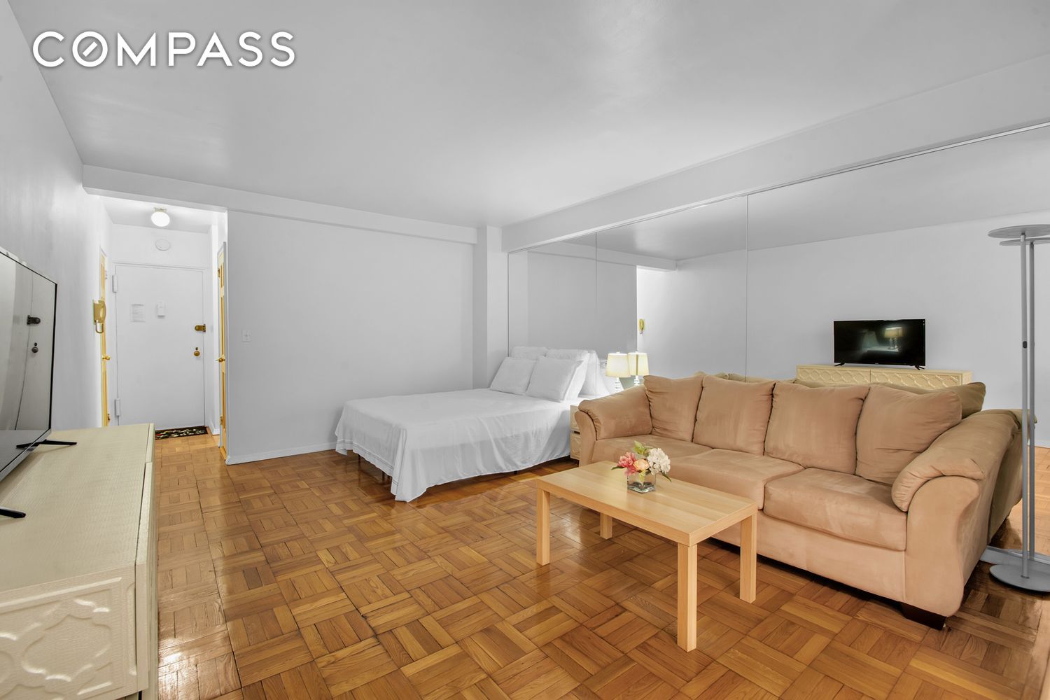 225 E 46th Street 4K