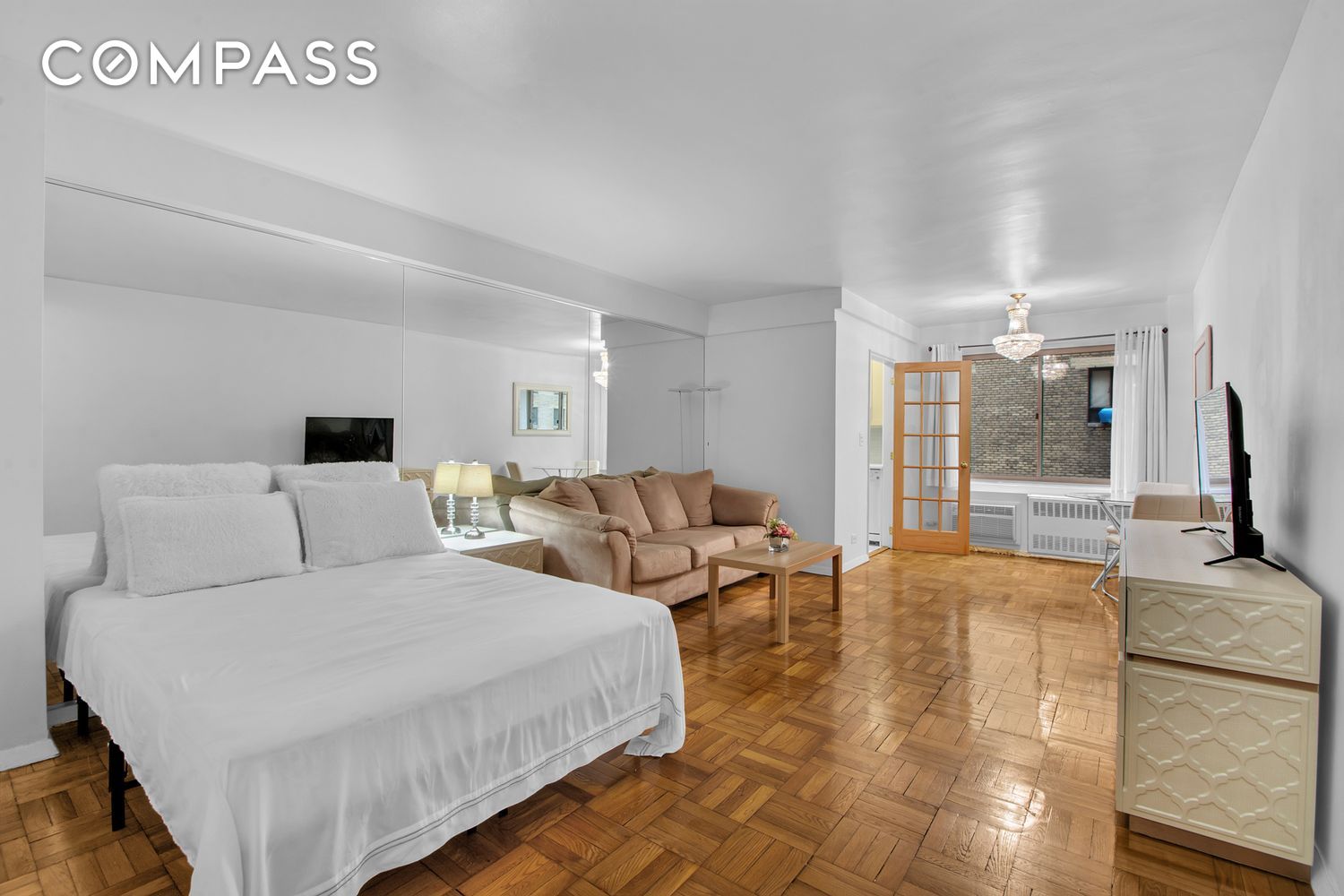 225 E 46th Street 4K