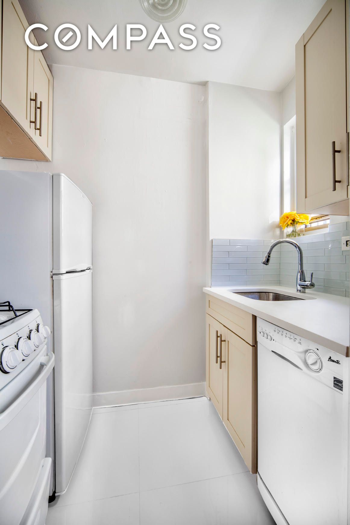 225 E 46th Street 4K