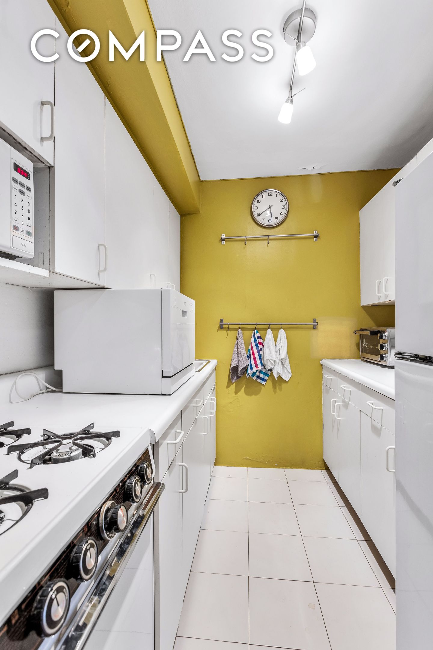 345 E 81st Street 19A