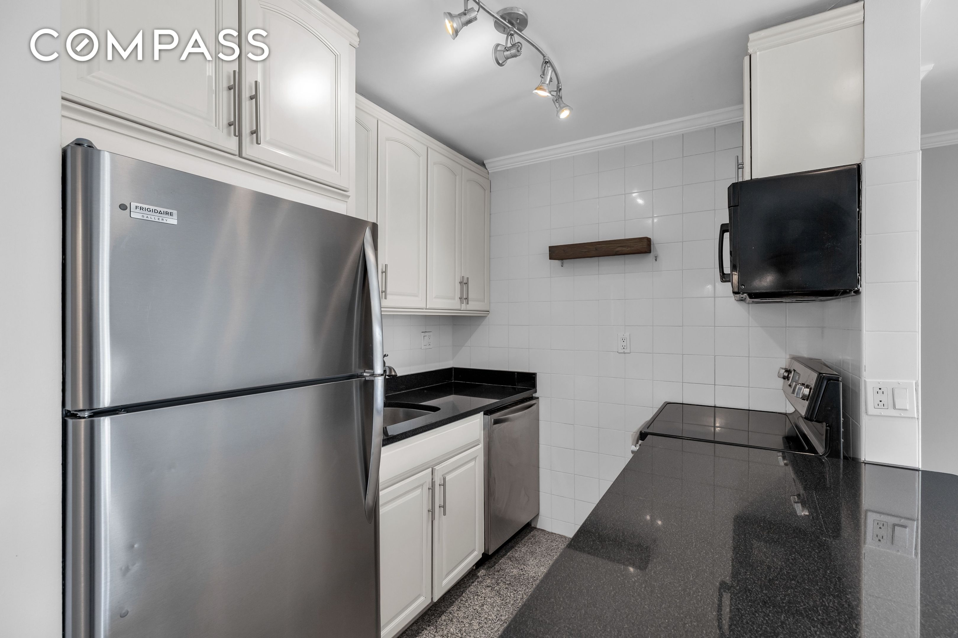 25-40 Shore Boulevard 2F