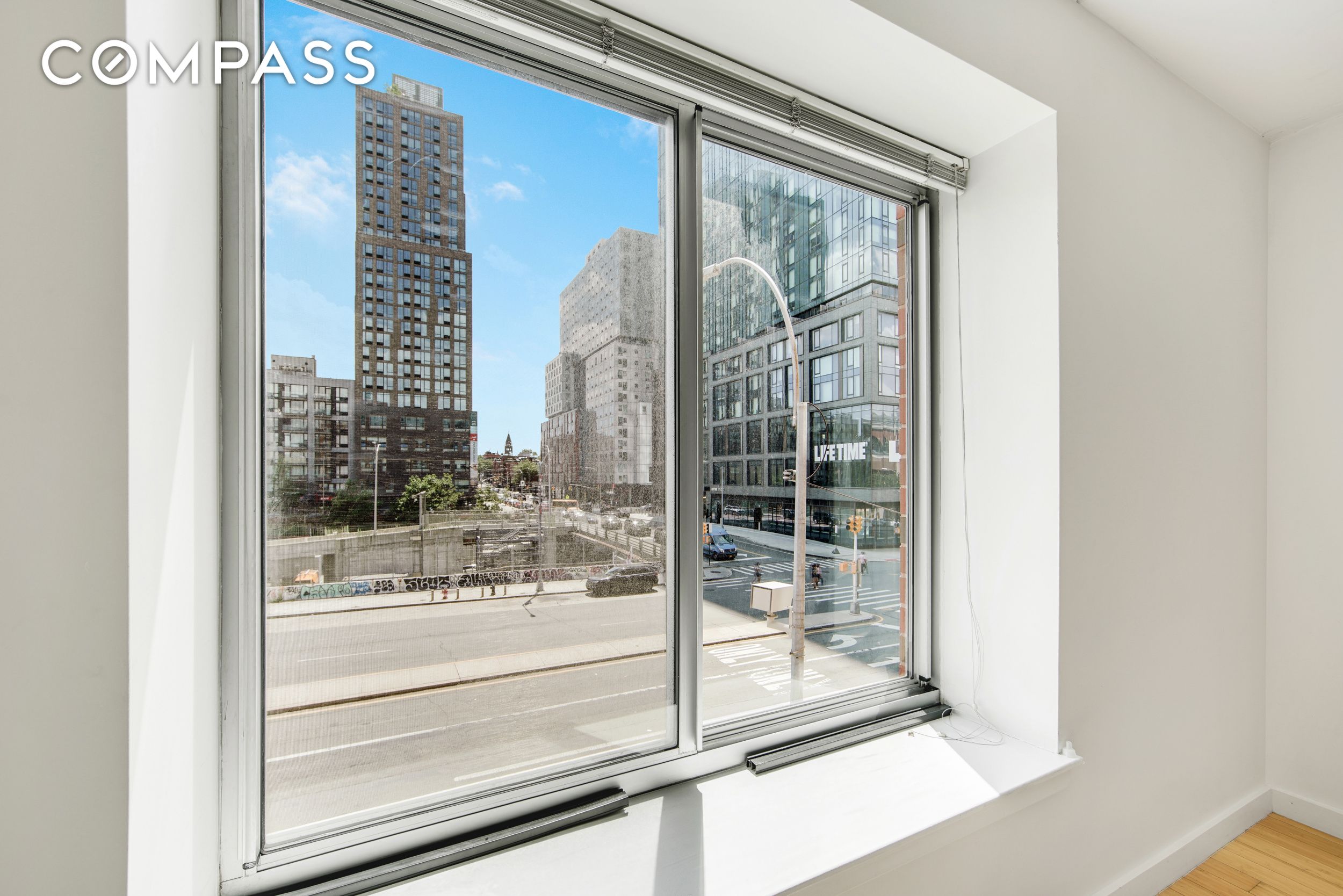 212 S Oxford Street 2E