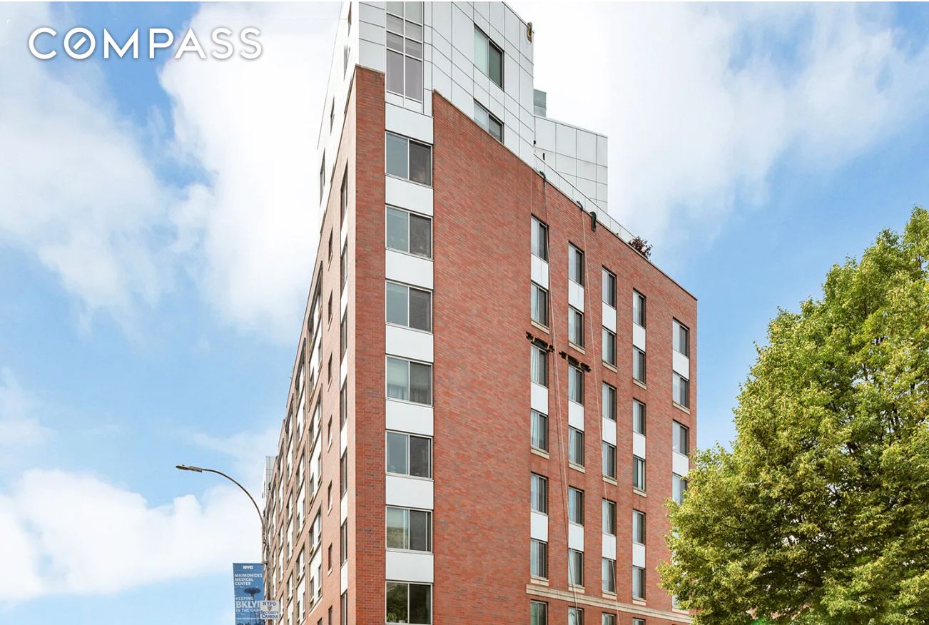 212 S Oxford Street 2E