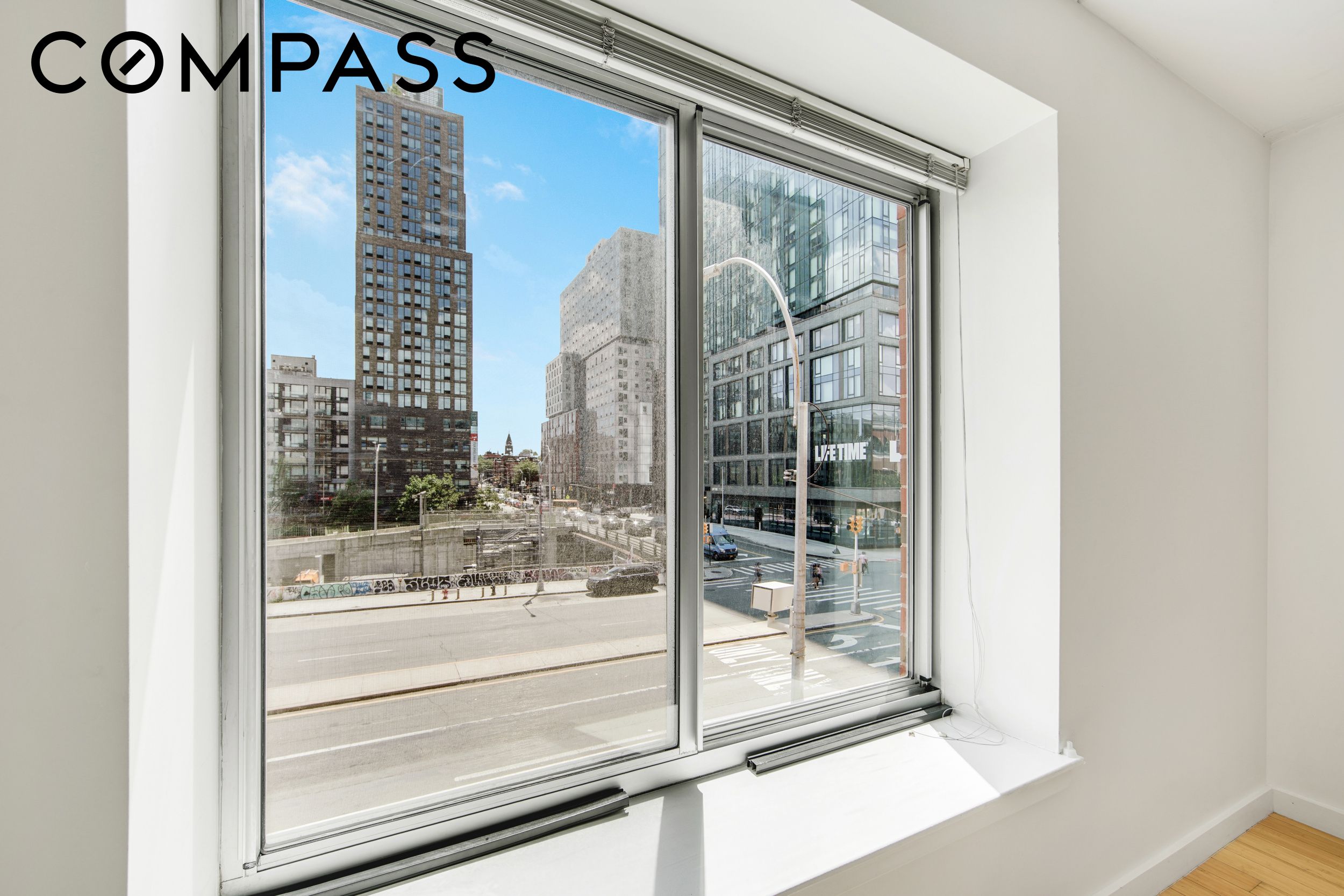 212 S Oxford Street 2E