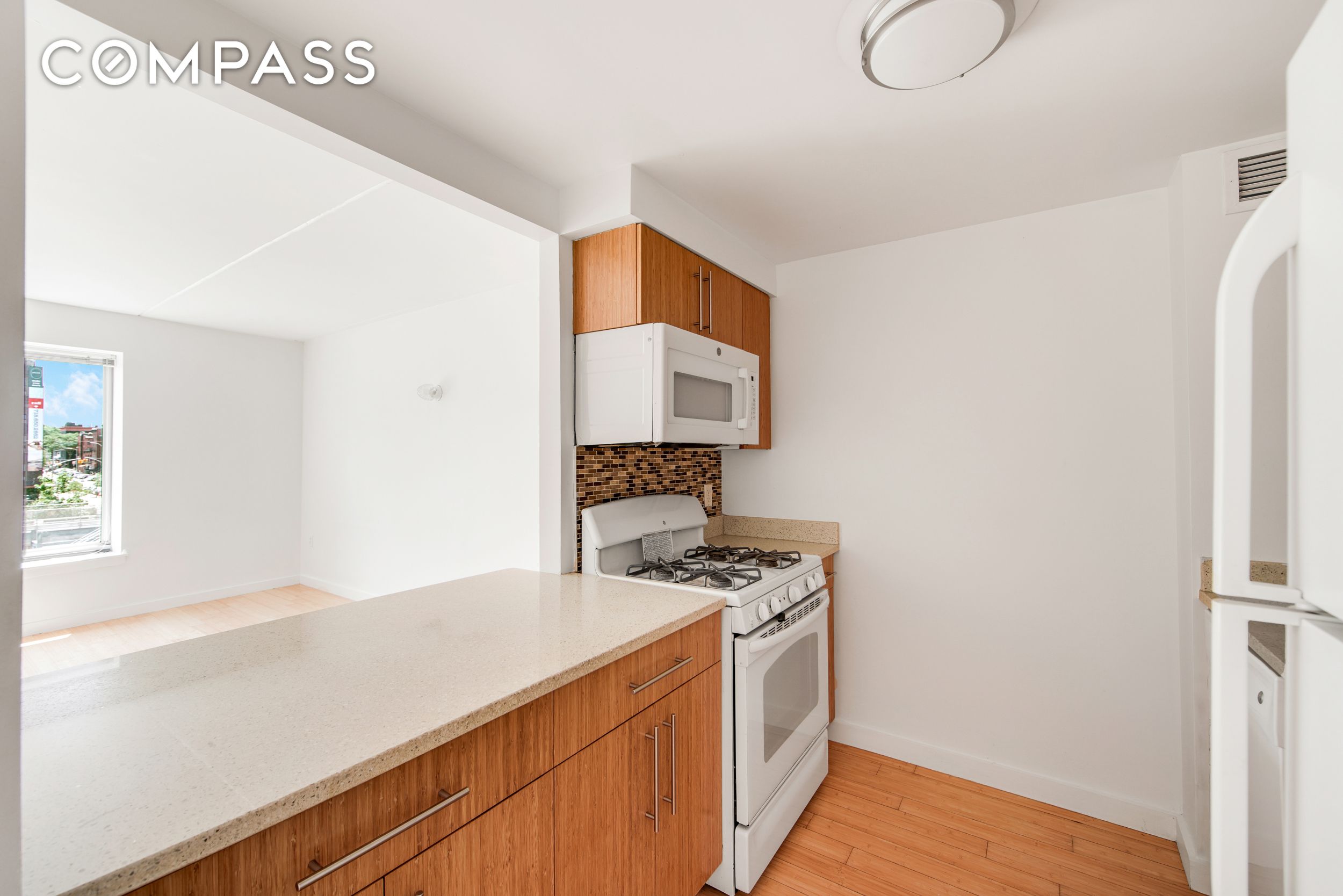 212 S Oxford Street 2E