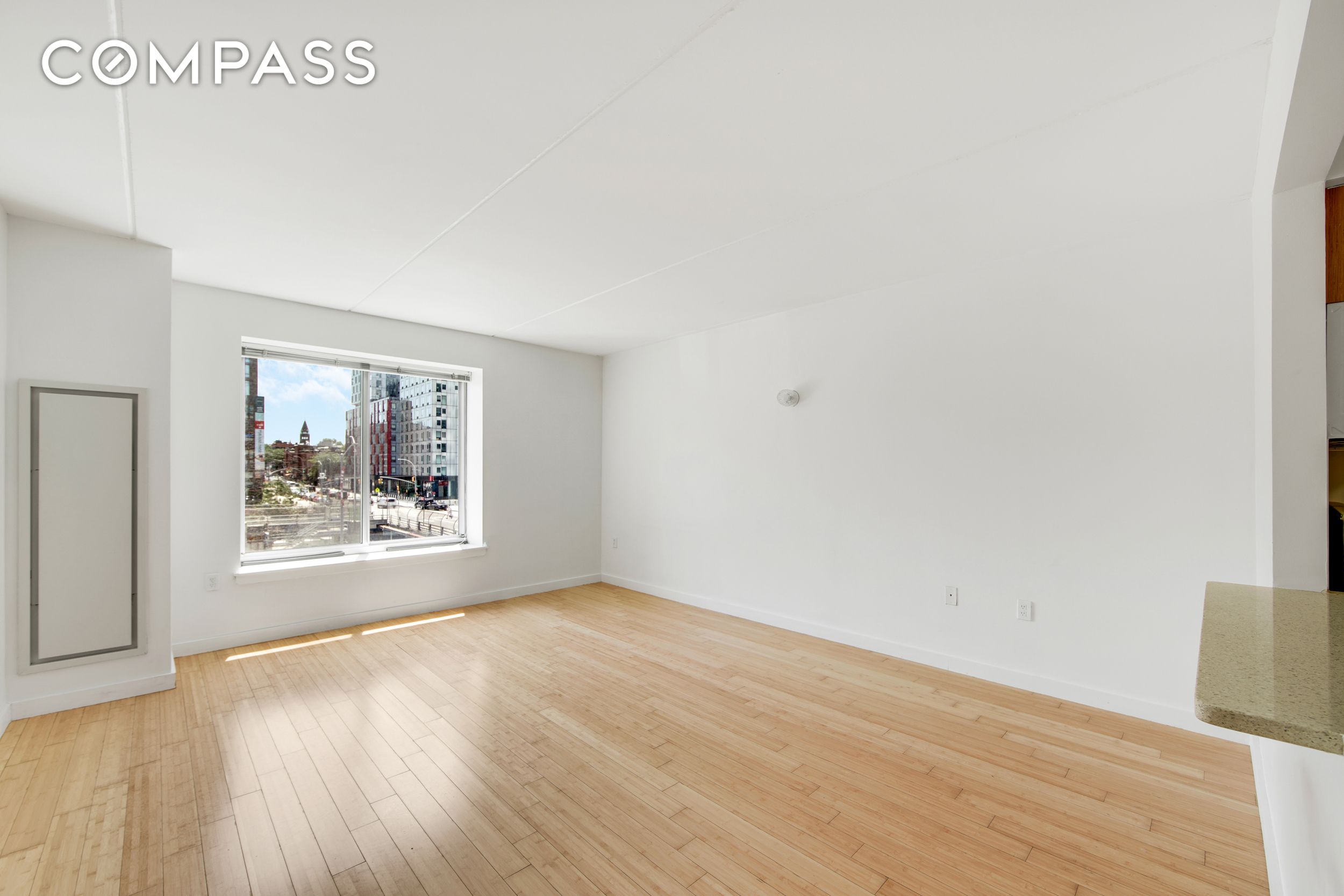 212 S Oxford Street 2E