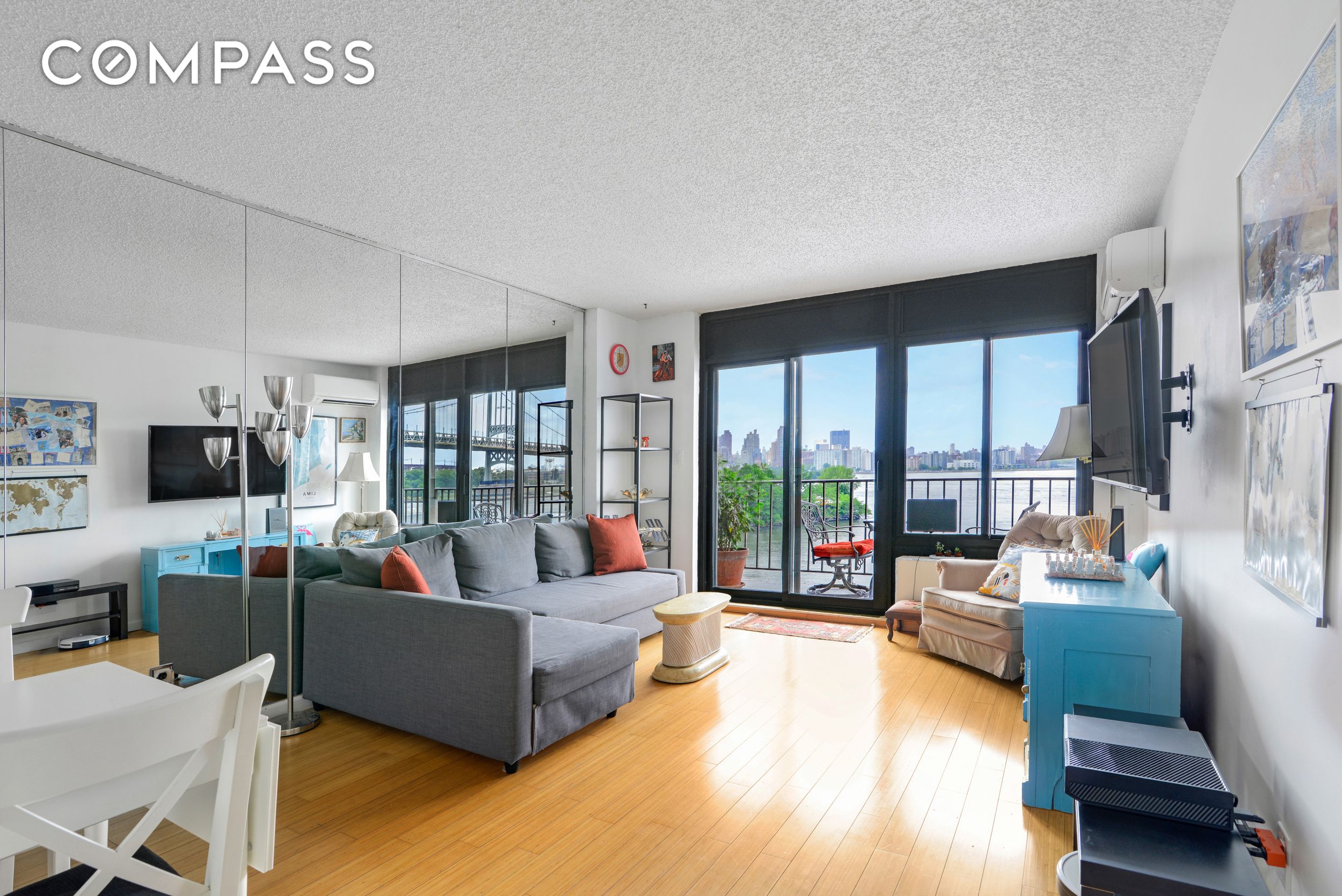 2540 Shore Boulevard 4S