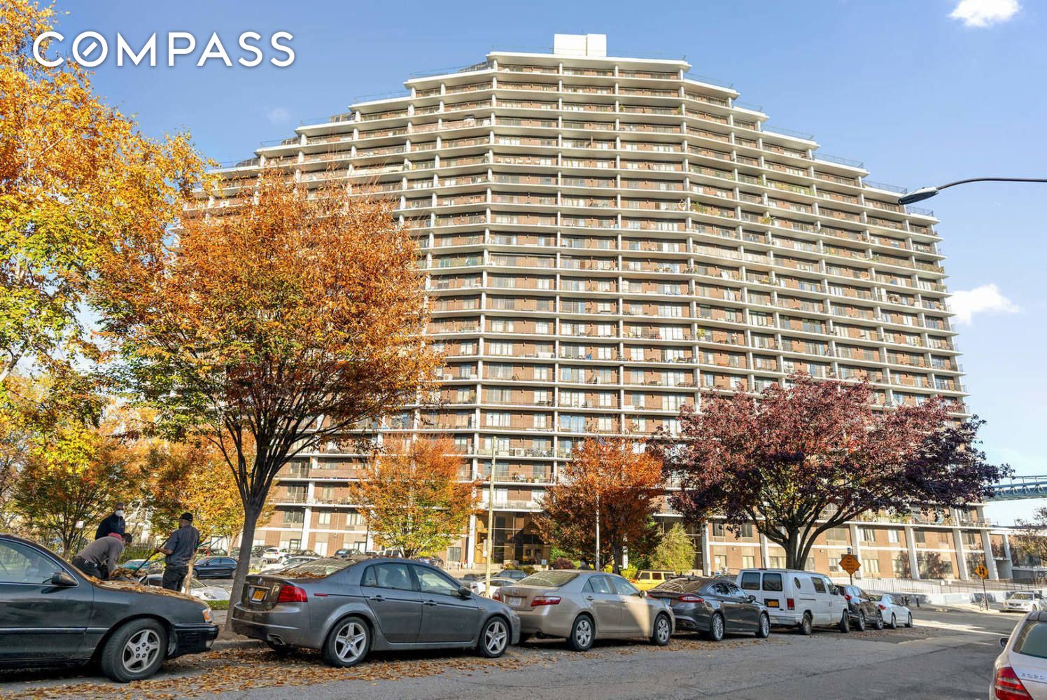 2540 Shore Boulevard 4S