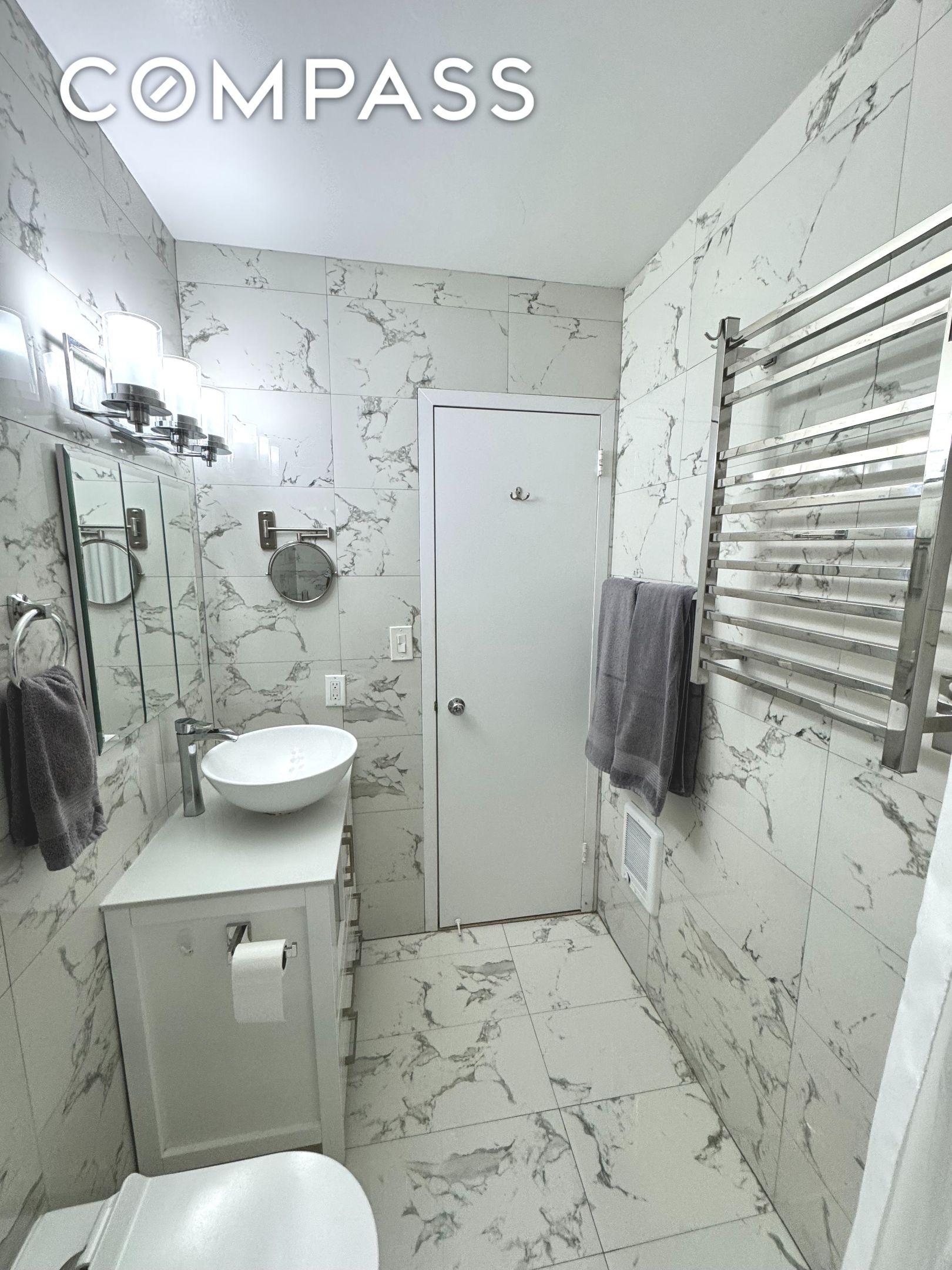 2540 Shore Boulevard 4S