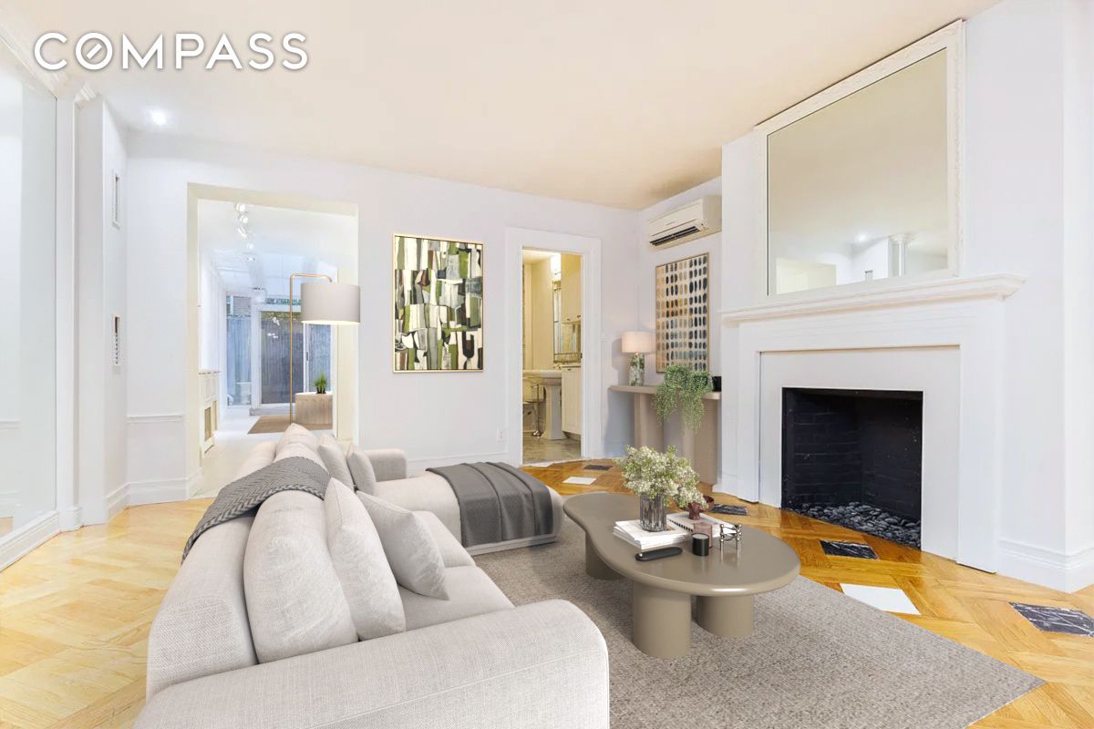 49 E 63rd Street Garden, Duplex , 3F