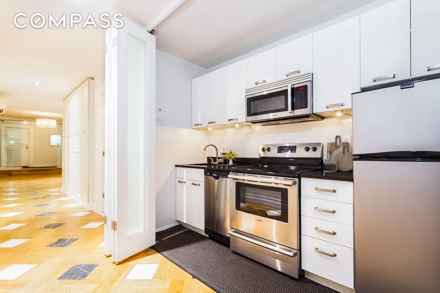 49 E 63rd Street Garden, Duplex , 3F