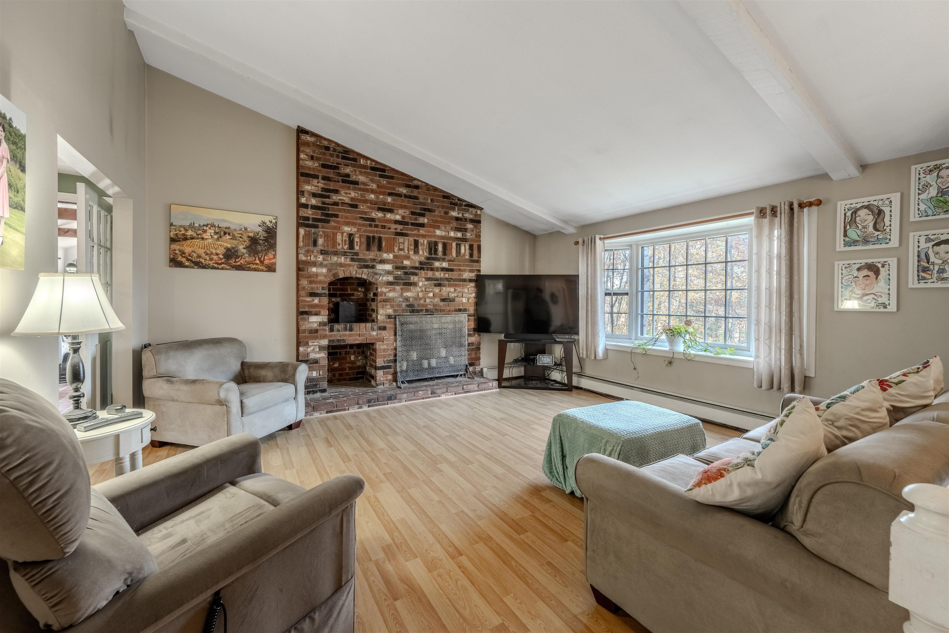 21 Beacon Hill Road