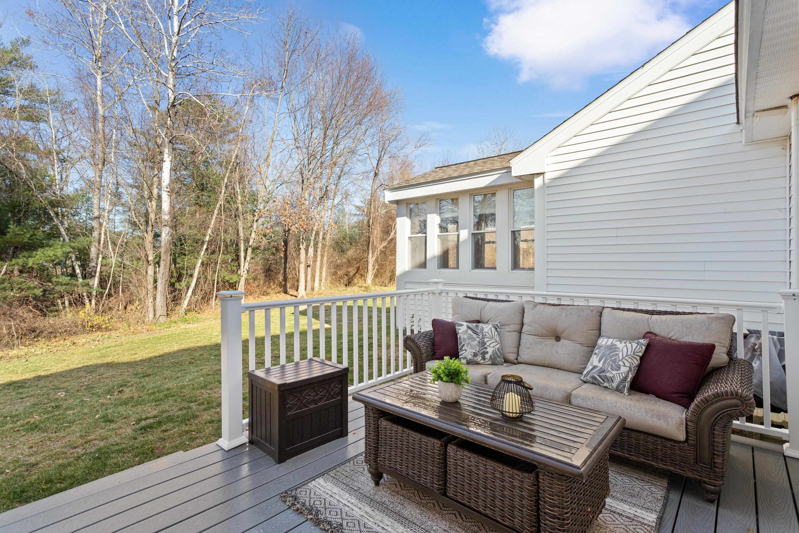 491 Mammoth Road Unit: 12