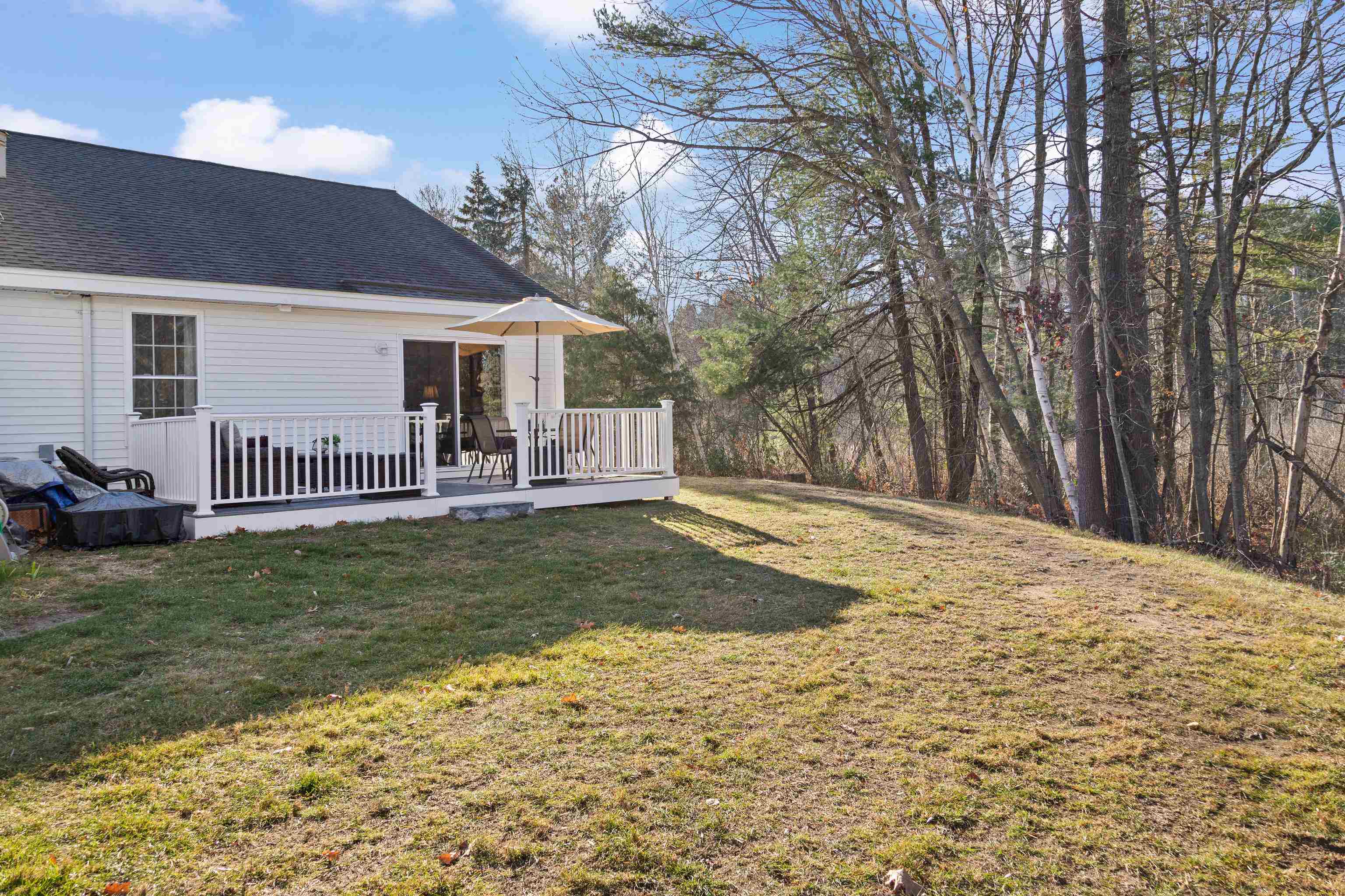 491 Mammoth Road Unit: 12