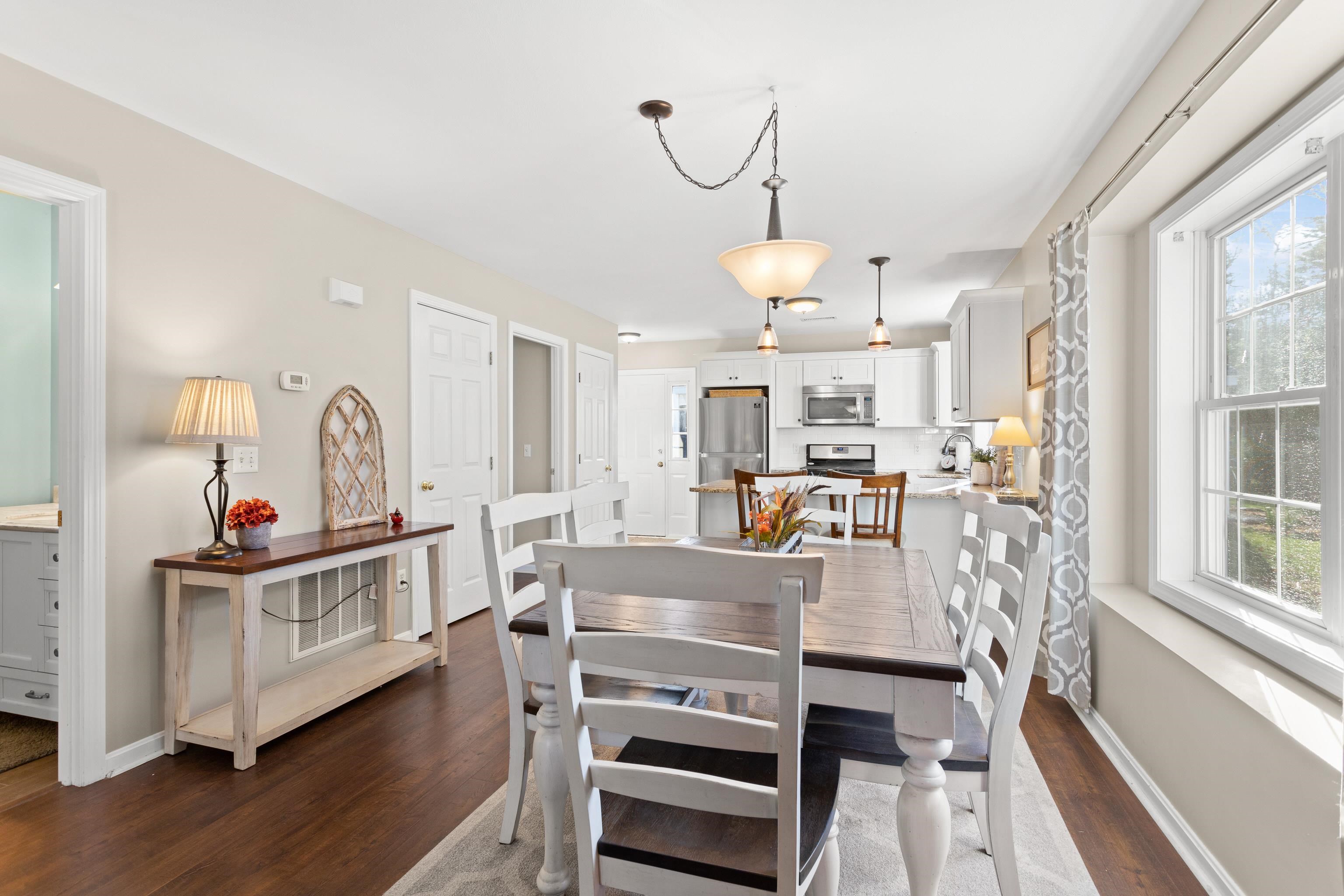 491 Mammoth Road Unit: 12